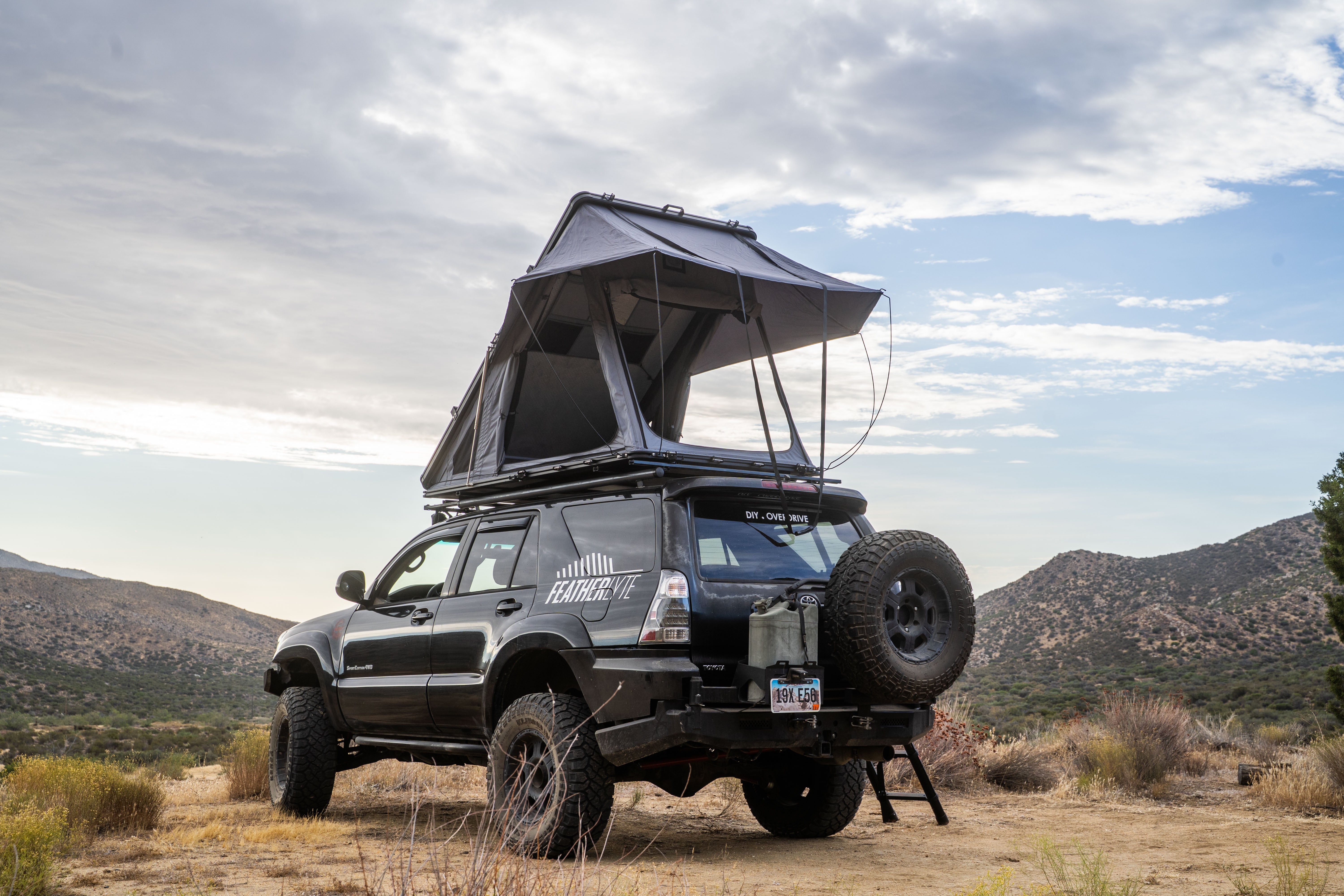 AIRSLATE - 2 Person Hardshell Rooftop Tent